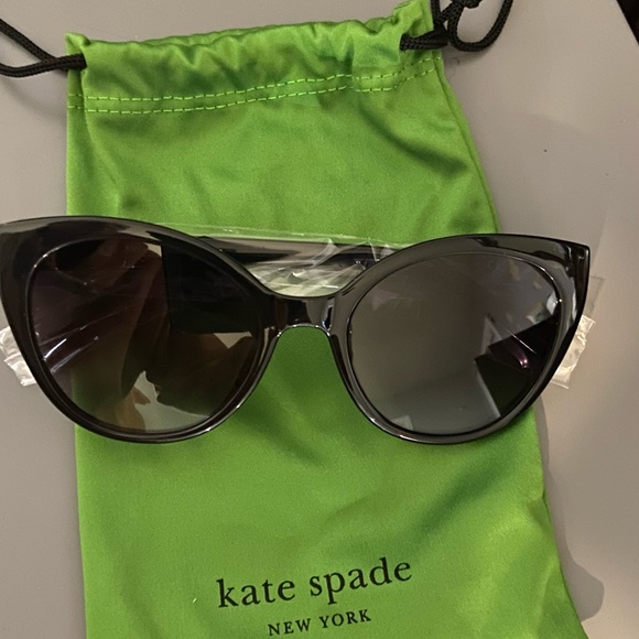NEW KATE SPADE Samantha Sunglasses Black FabFitFun - Picture 3 of 5